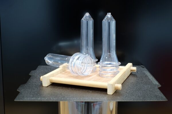 Phôi chai nước suối miệng 30mm 15gram